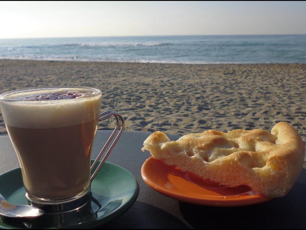 Case La Spiaggia شاكا المظهر الخارجي الصورة