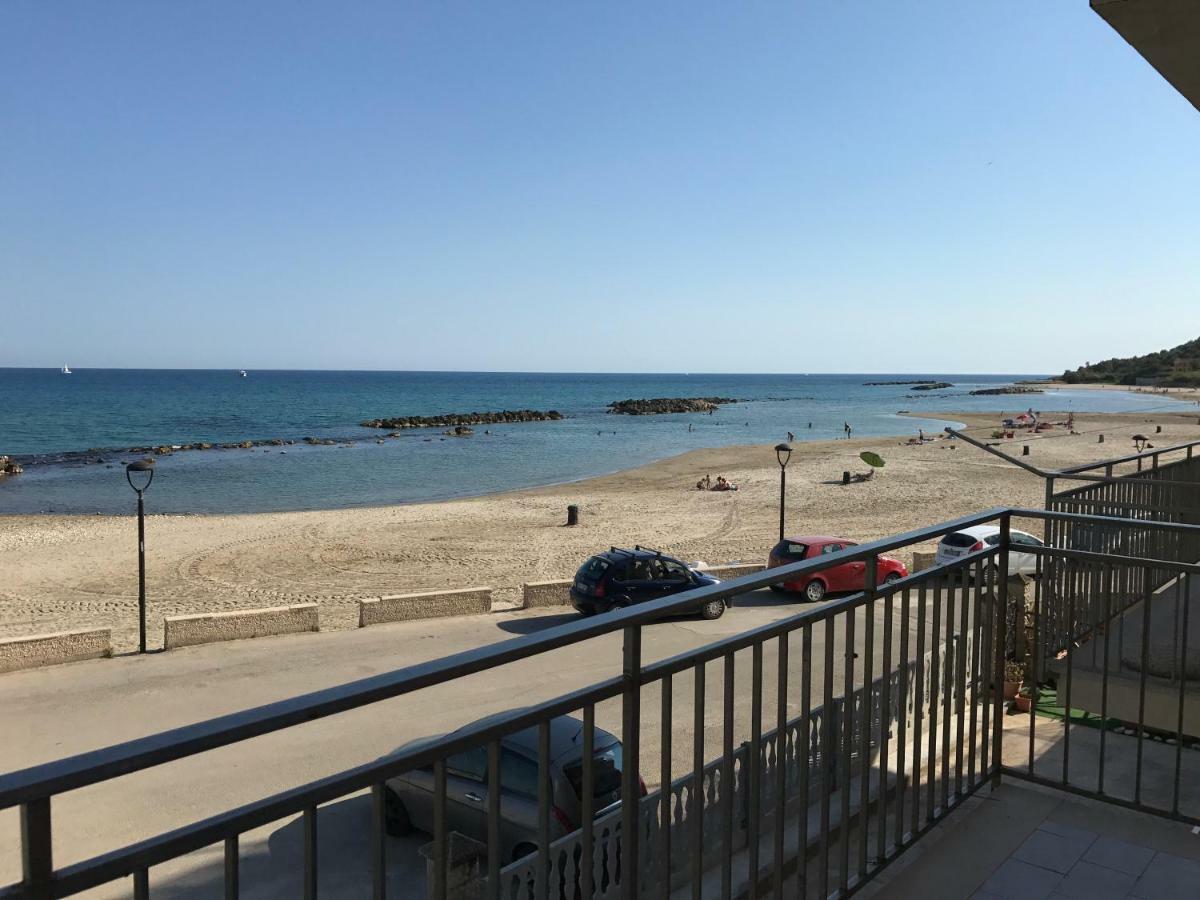 Case La Spiaggia شاكا المظهر الخارجي الصورة